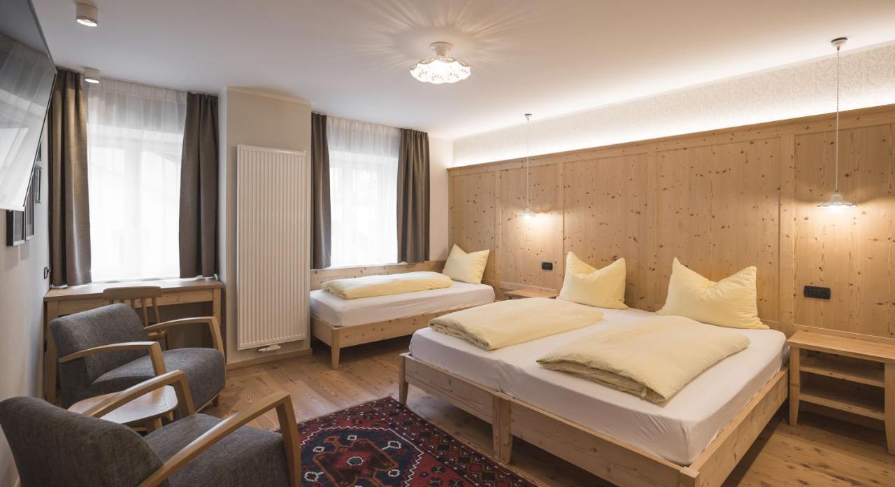 Emma Historic Hotel Villabassa Ngoại thất bức ảnh