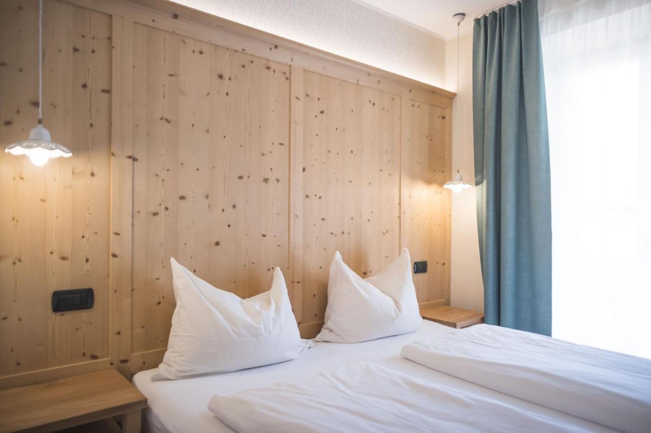 Emma Historic Hotel Villabassa Ngoại thất bức ảnh